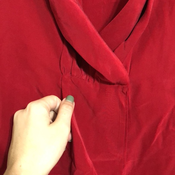 NWT Vintage Nordstrom Red Silk V Neck Blouse - Picture 4 of 5
